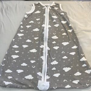 Bublo Baby - Grey Cotton Sleep Sack with White Cloud Pattern